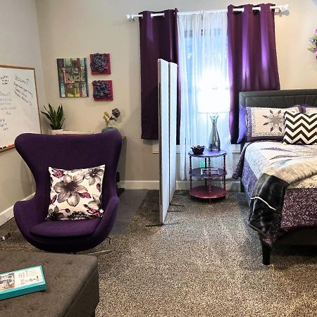 Vip Suites For Business Women, Nurses, College Moms Traveling To Indianapolis Eksteriør bilde