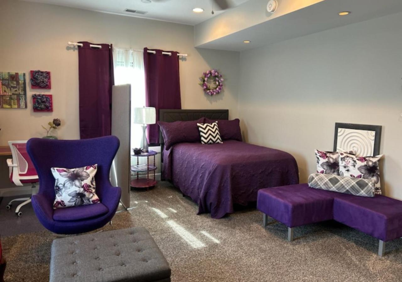 Vip Suites For Business Women, Nurses, College Moms Traveling To Indianapolis Eksteriør bilde