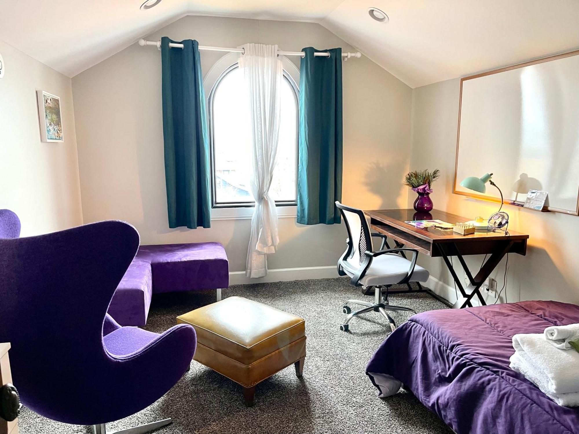 Vip Suites For Business Women, Nurses, College Moms Traveling To Indianapolis Eksteriør bilde